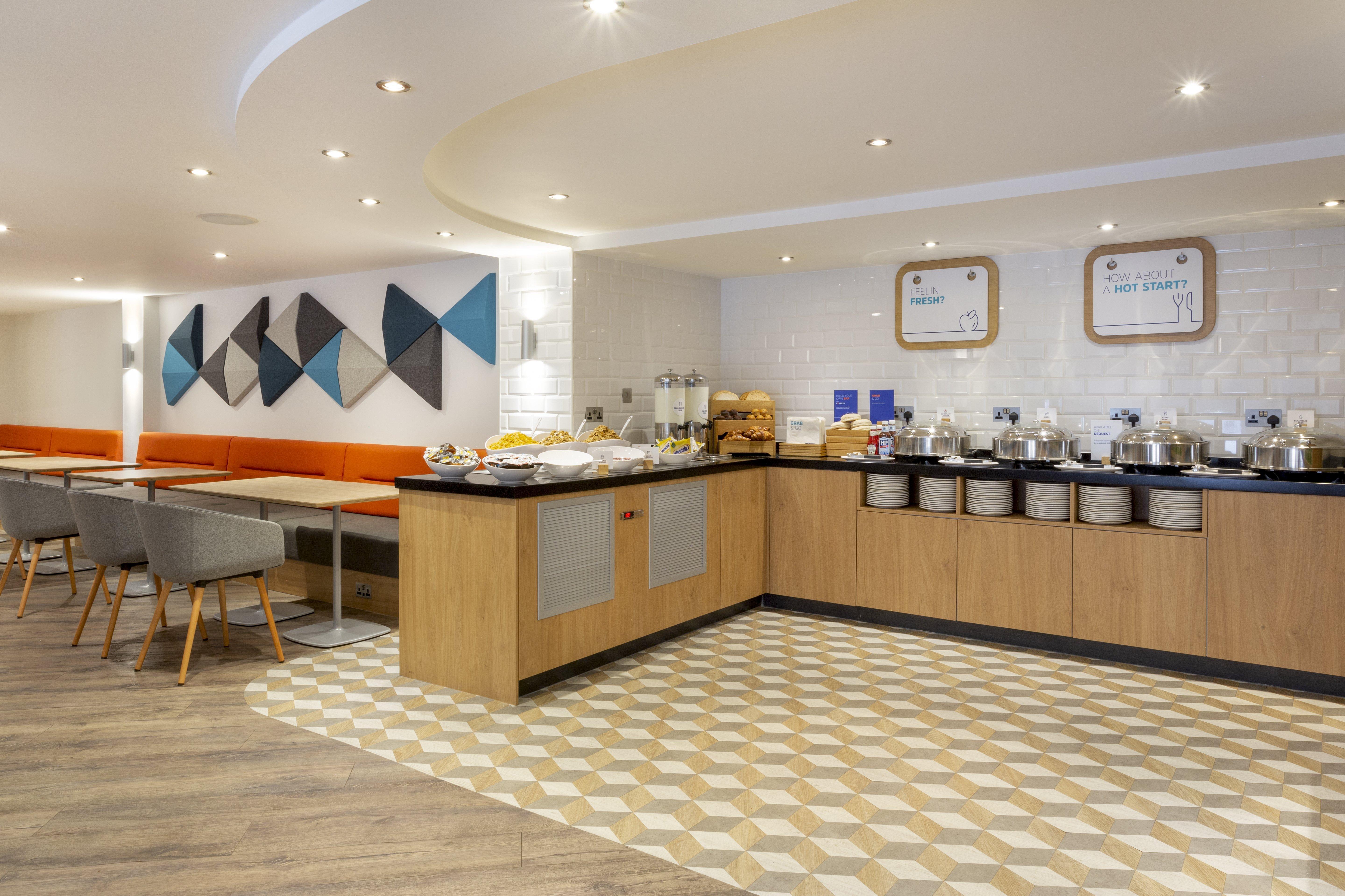 Holiday Inn Express Edinburgh City Centre By Ihg Esterno foto
