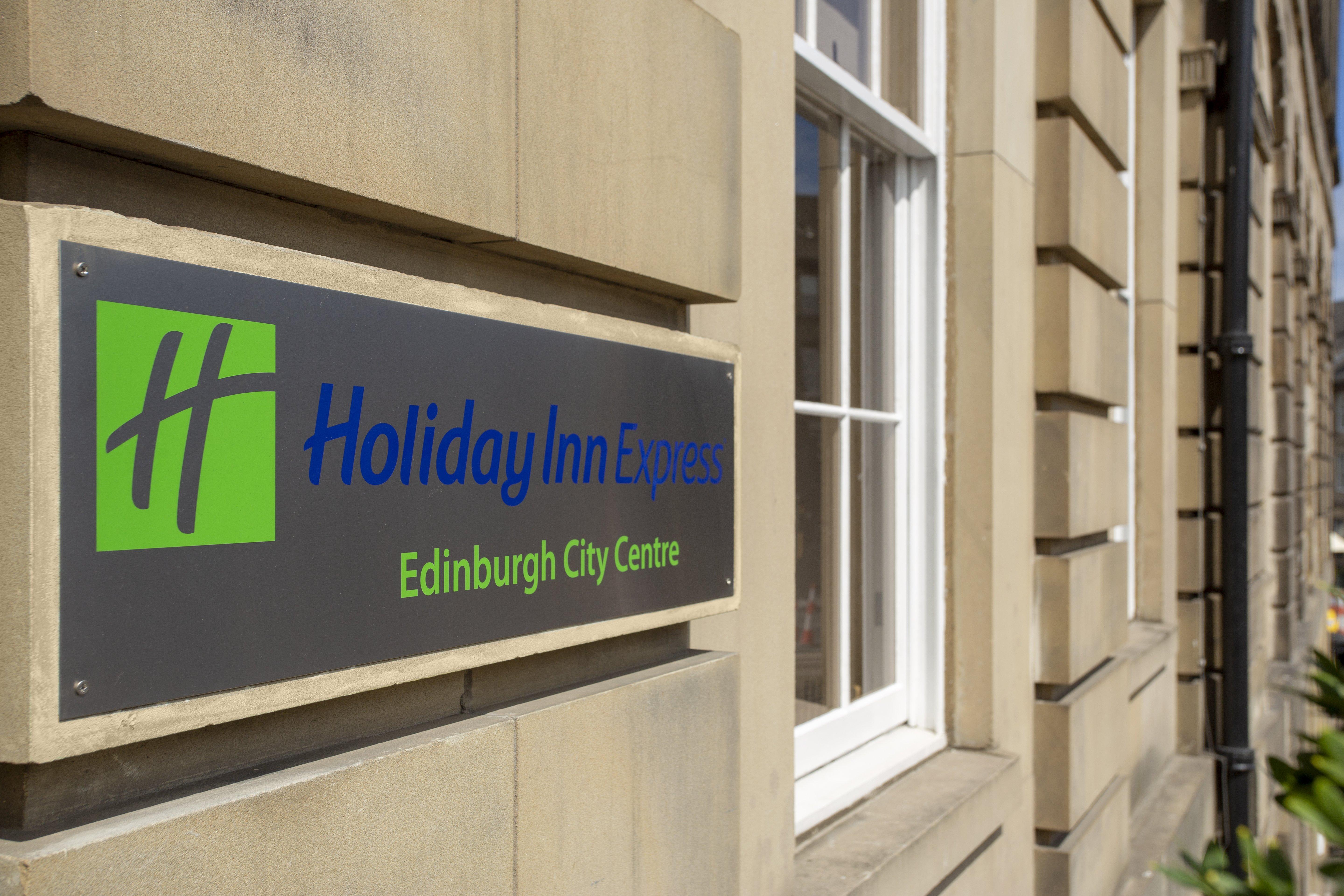 Holiday Inn Express Edinburgh City Centre By Ihg Esterno foto