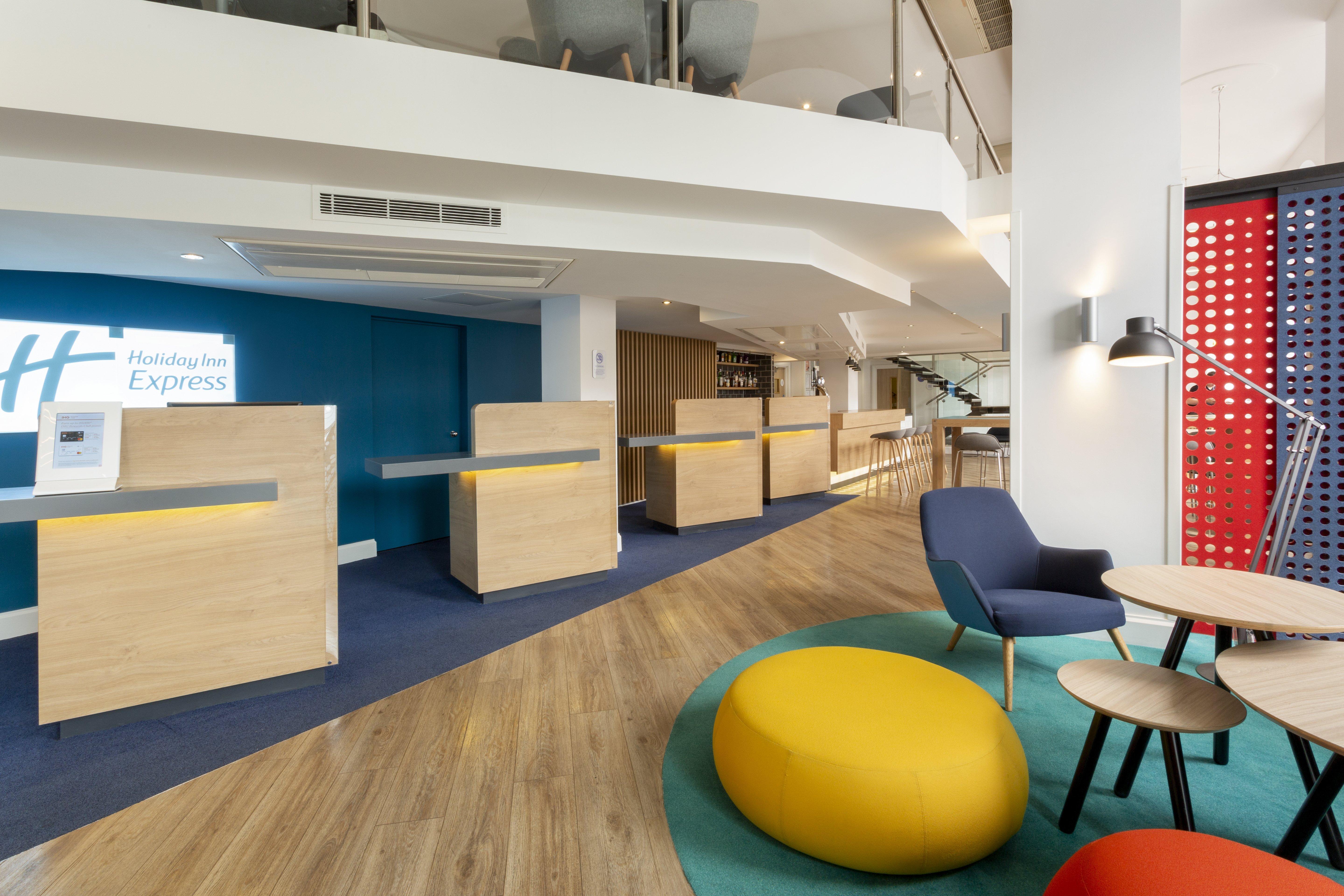 Holiday Inn Express Edinburgh City Centre By Ihg Esterno foto