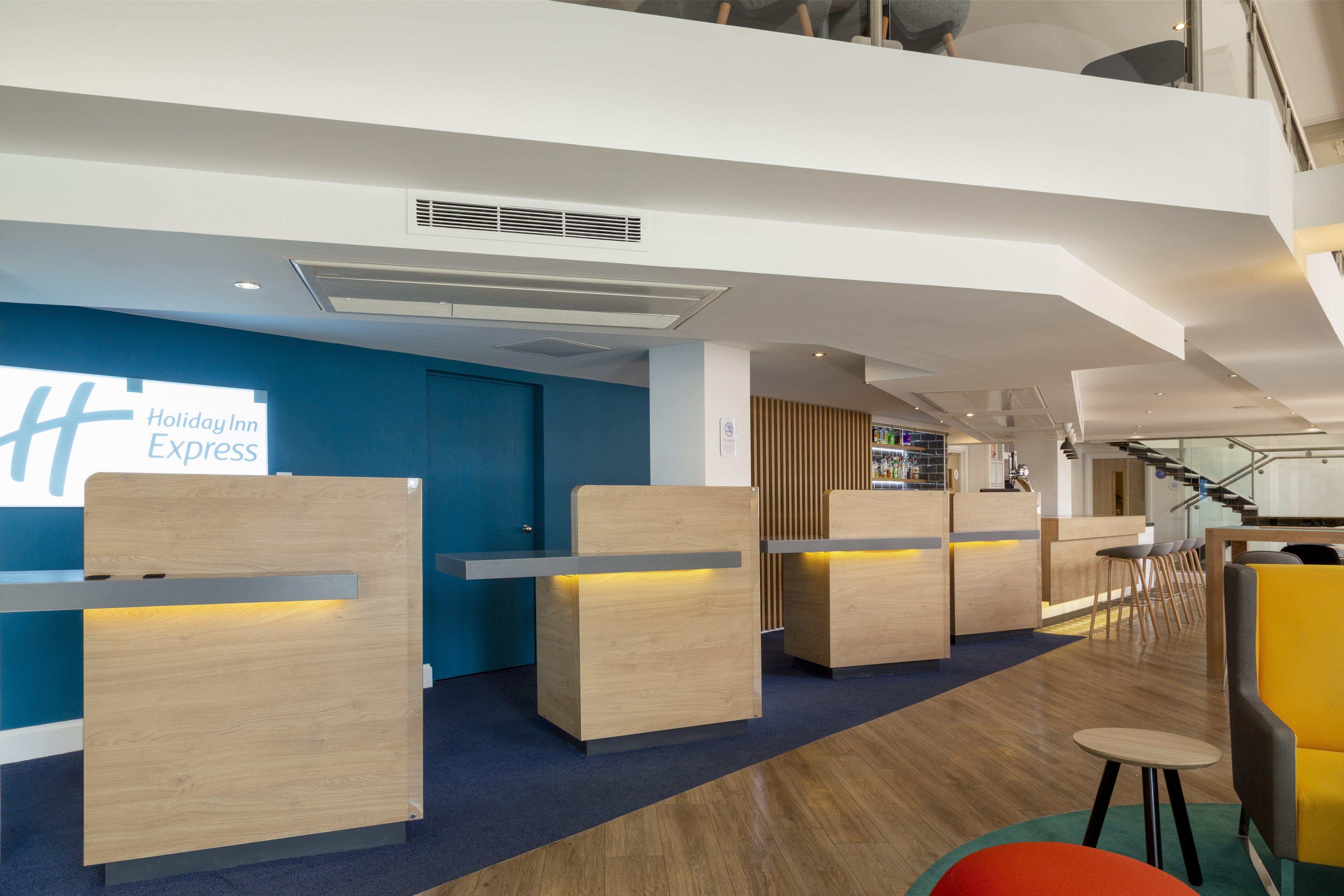 Holiday Inn Express Edinburgh City Centre By Ihg Esterno foto