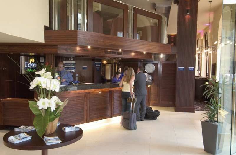 Holiday Inn Express Edinburgh City Centre By Ihg Interno foto