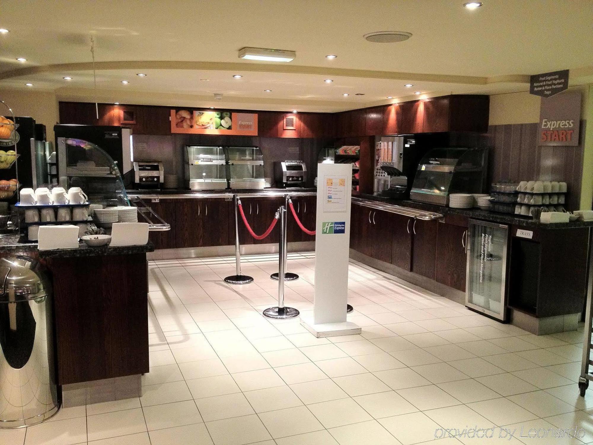 Holiday Inn Express Edinburgh City Centre By Ihg Ristorante foto